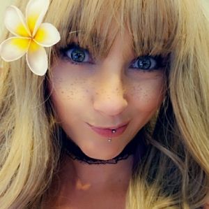 Meet your Posher, Cara